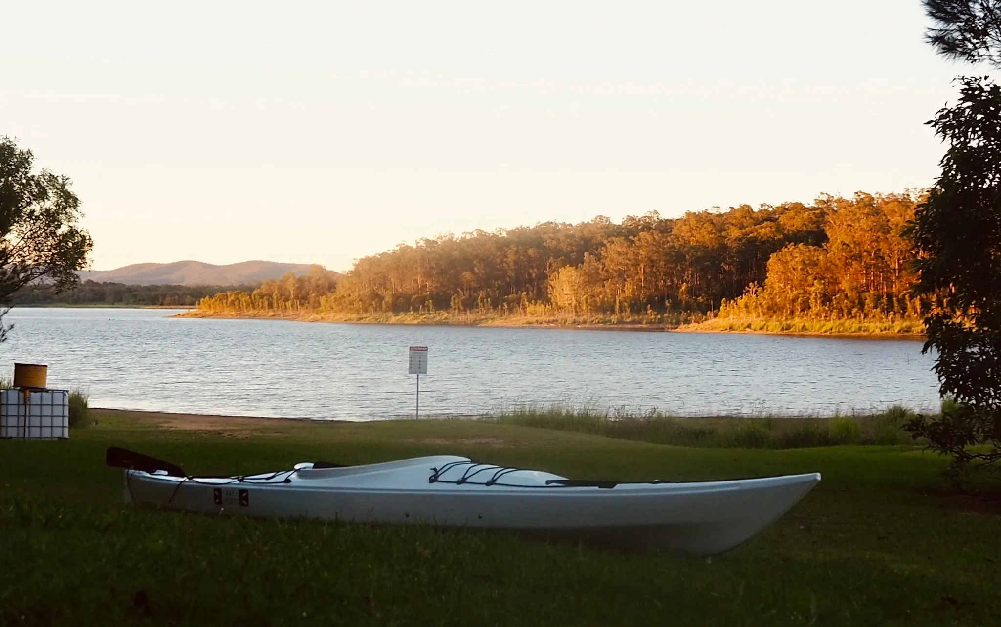 Aquanauta Pro - 3.3m Single Sit In Kayak