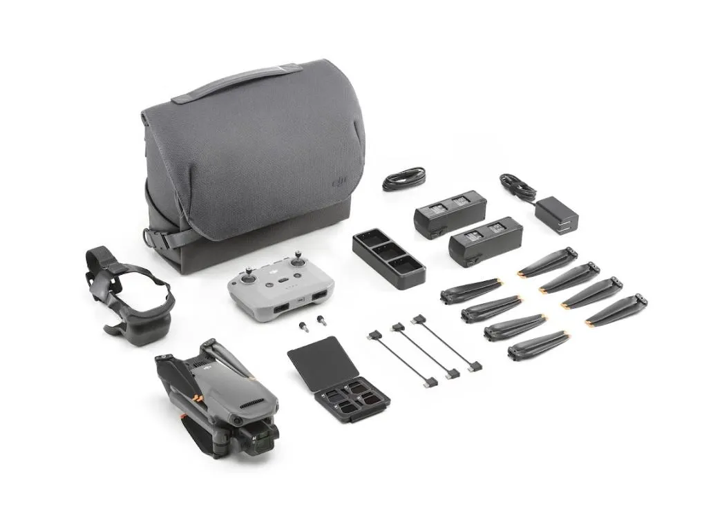 DJI Mavic 3 Fly More Combo | 20MP Hassleblad Camera (DJI-Refurbished)